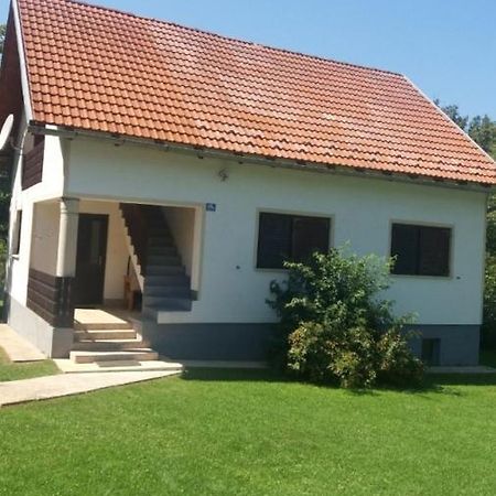 Apartman Filip Apartment Smoljanac Luaran gambar